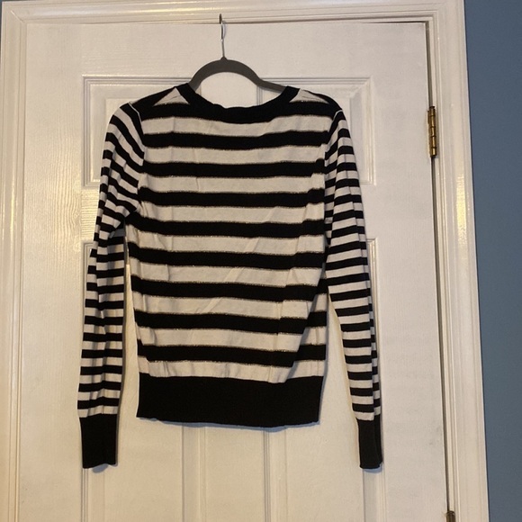 Forever 21 womens sweater; size large - Picture 4 of 5